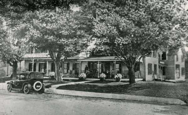 Sunset Mountain Lodge